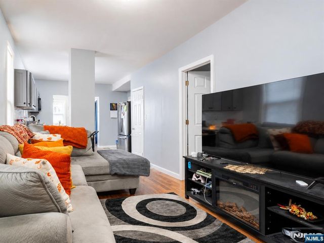 30 49th Street, Bayonne, NJ 07002