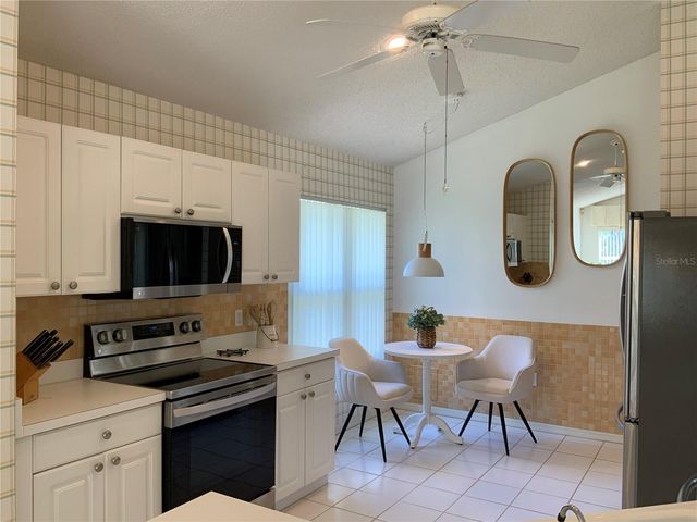 4916 LINSEY COURT, Sarasota, FL 34243