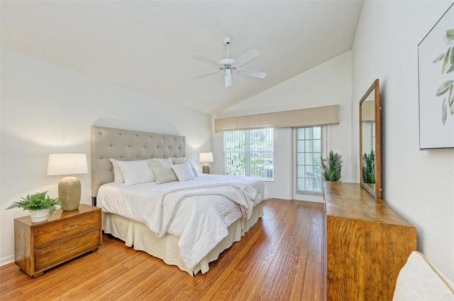 4916 LINSEY COURT, Sarasota, FL 34243