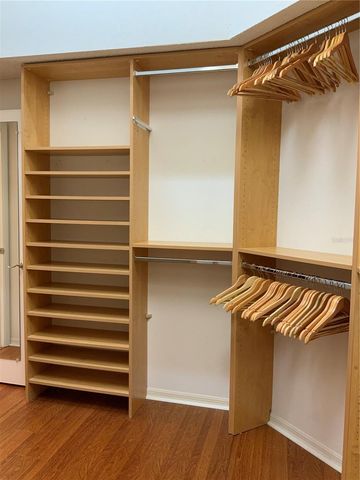 4916 LINSEY COURT, Sarasota, FL 34243