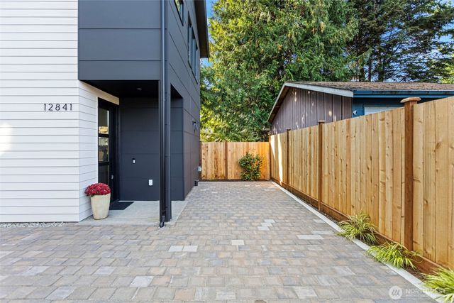 12841 NE 112th Street, Kirkland, WA 98033