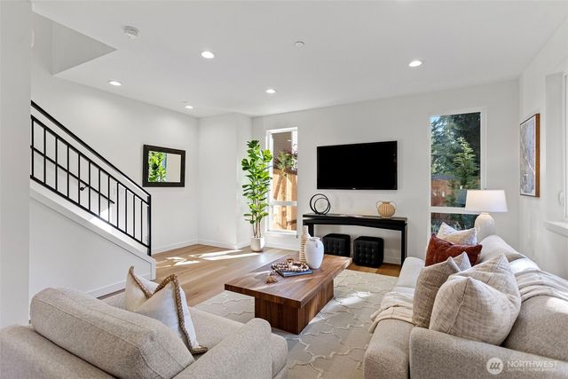 12841 NE 112th Street, Kirkland, WA 98033