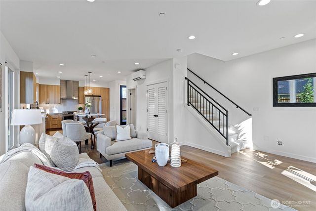 12841 NE 112th Street, Kirkland, WA 98033