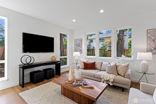 12841 NE 112th Street, Kirkland, WA 98033