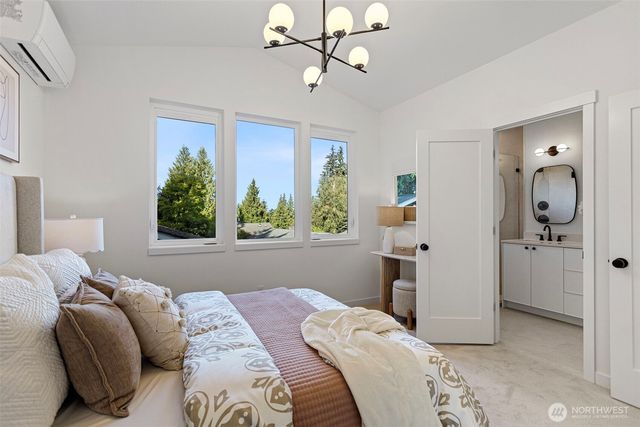 12841 NE 112th Street, Kirkland, WA 98033