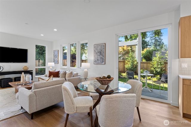 12841 NE 112th Street, Kirkland, WA 98033