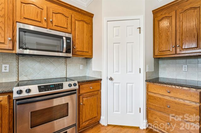 219 Falcon Ridge, Matthews, NC 28104