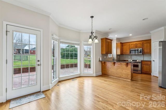 219 Falcon Ridge, Matthews, NC 28104