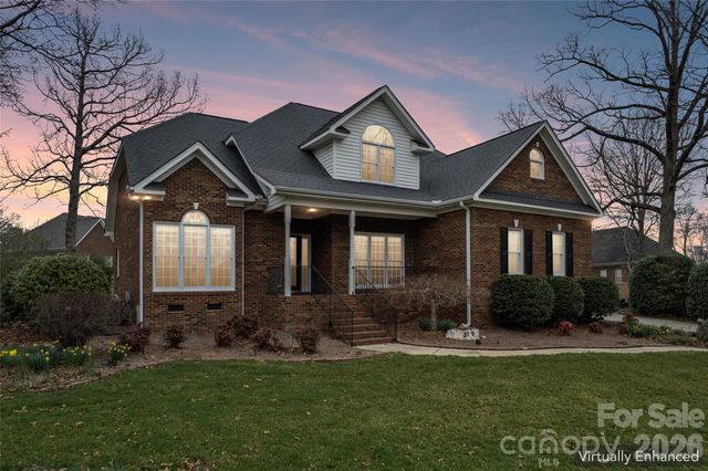 219 Falcon Ridge, Matthews, NC 28104