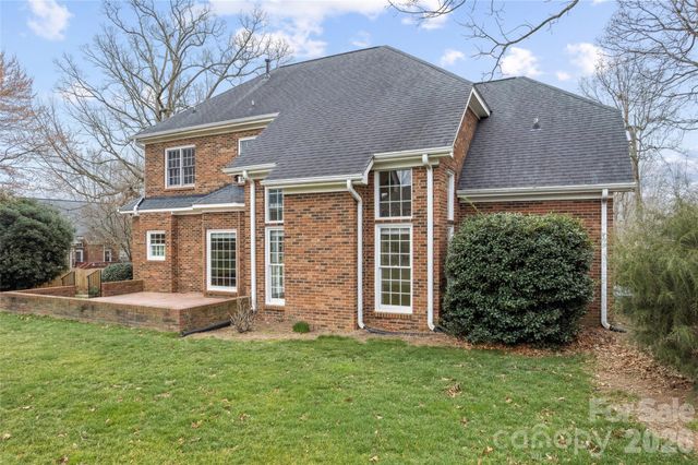 219 Falcon Ridge, Matthews, NC 28104