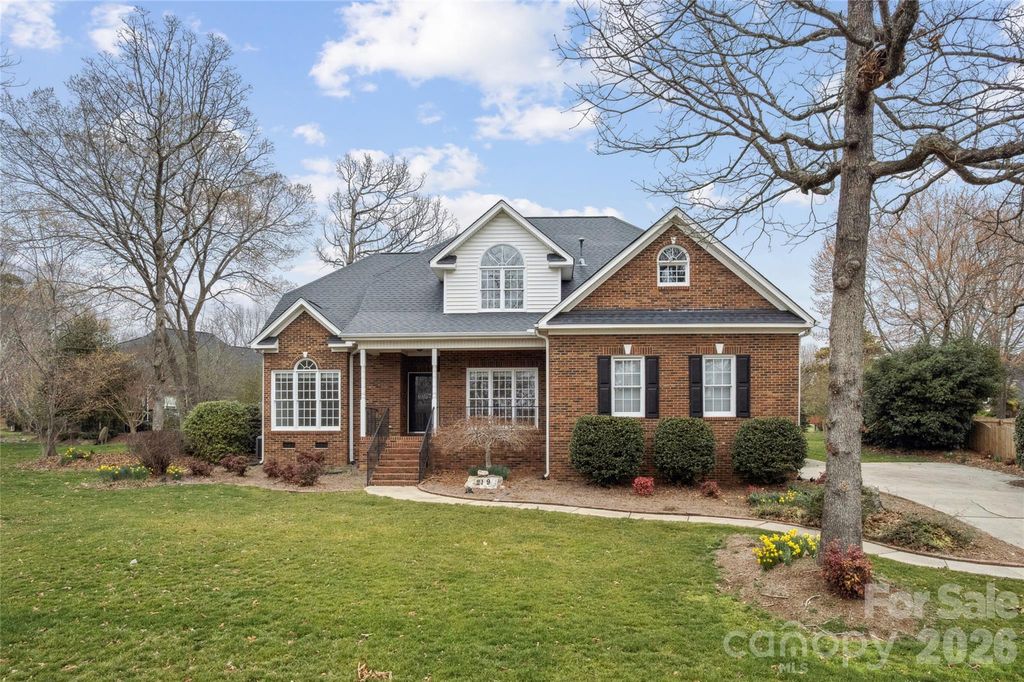 219 Falcon Ridge, Matthews, NC 28104