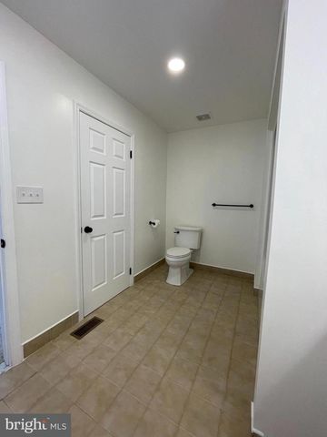 101 BENSON CT, Camden, NJ 08103