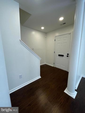 101 BENSON CT, Camden, NJ 08103