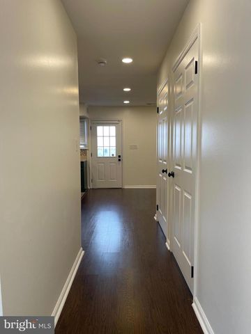 101 BENSON CT, Camden, NJ 08103