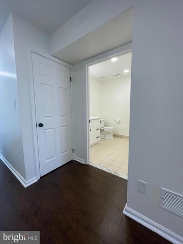 101 BENSON CT, Camden, NJ 08103