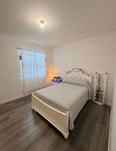 11742 SW 250th St, Homestead, FL 33032