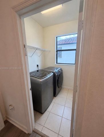 11742 SW 250th St, Homestead, FL 33032
