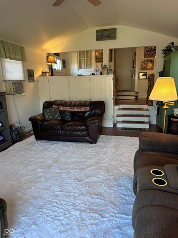 5158 Orange Grove, Gosport, IN 47433