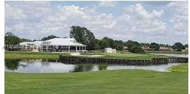 6868 Pinta Drive, Sebring, FL 33872