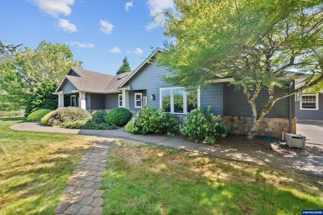 300 Reuben Boise Rd, Dallas, OR 97338