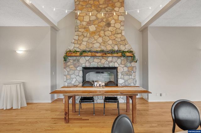 300 Reuben Boise Rd, Dallas, OR 97338