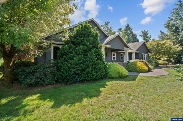 300 Reuben Boise Rd, Dallas, OR 97338