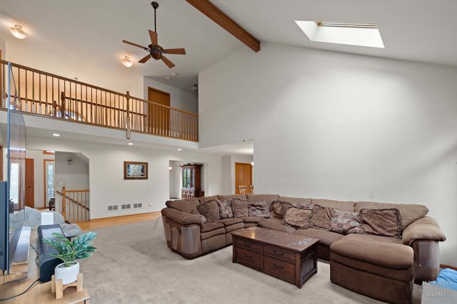 22564 Port Weller Court, Frankfort, IL 60423