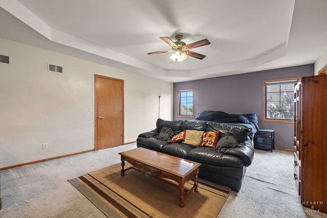 22564 Port Weller Court, Frankfort, IL 60423