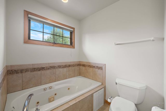 22564 Port Weller Court, Frankfort, IL 60423