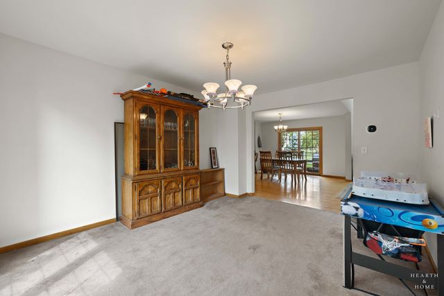 22564 Port Weller Court, Frankfort, IL 60423