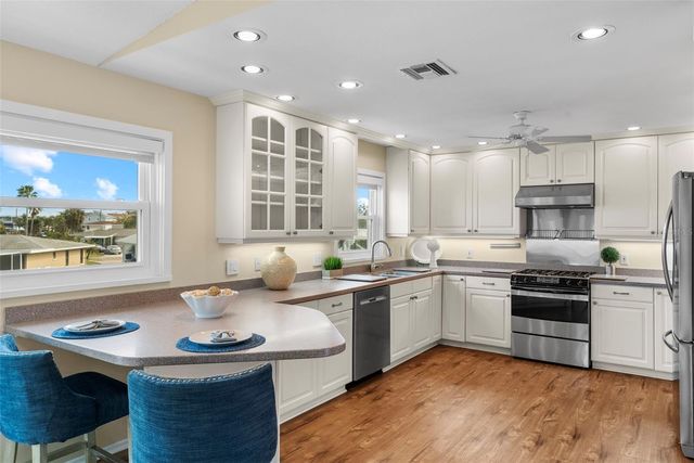 2299 LAGOON DRIVE, Dunedin, FL 34698