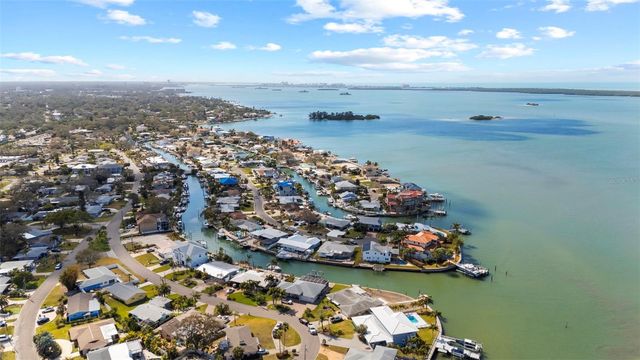 2299 LAGOON DRIVE, Dunedin, FL 34698