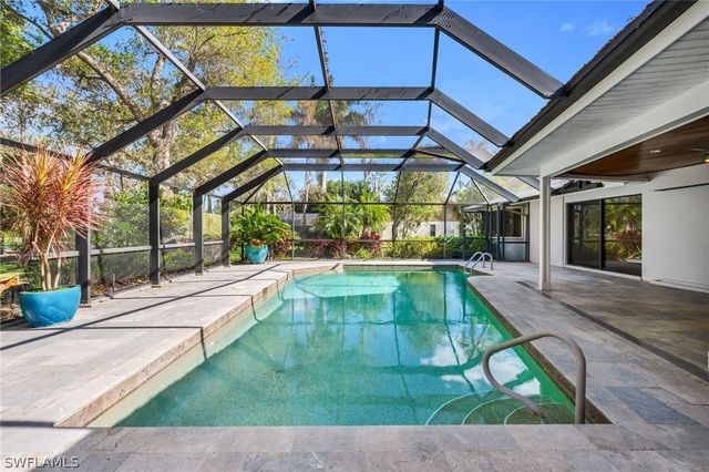 13024 Valewood DR, Naples, FL 34119