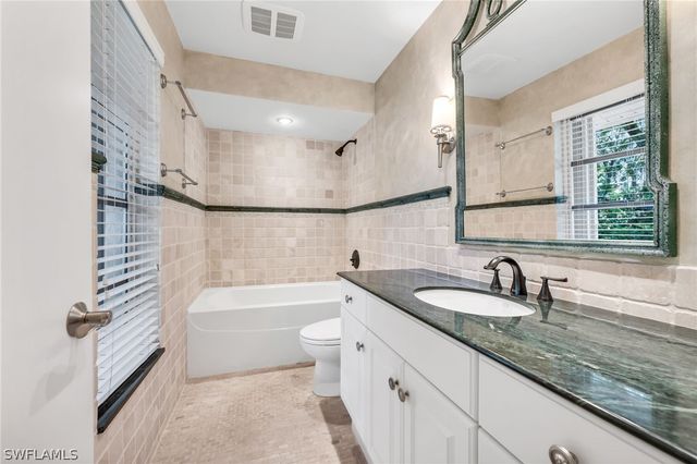 13024 Valewood DR, Naples, FL 34119