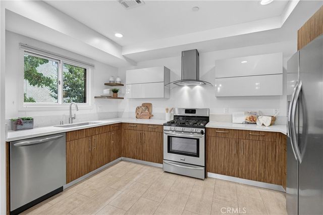 2428 E Del Mar Boulevard 206, Pasadena, CA 91107