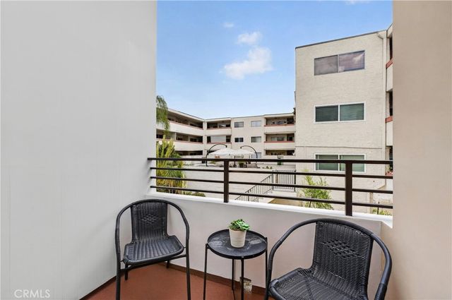 2428 E Del Mar Boulevard 206, Pasadena, CA 91107
