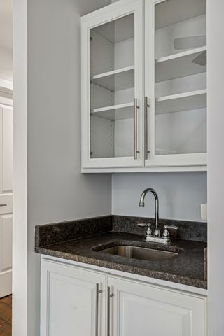 1412 Brook Dr, Columbia, TN 38401