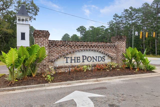 526 Oak View Way, Summerville, SC 29483
