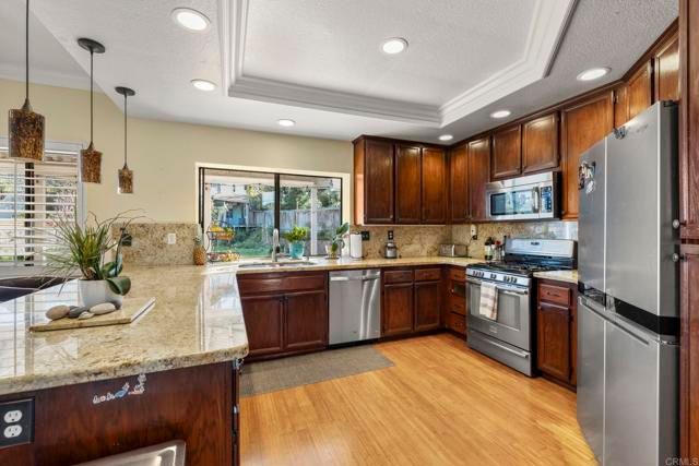 1977 White Birch Drive, Vista, CA 92081