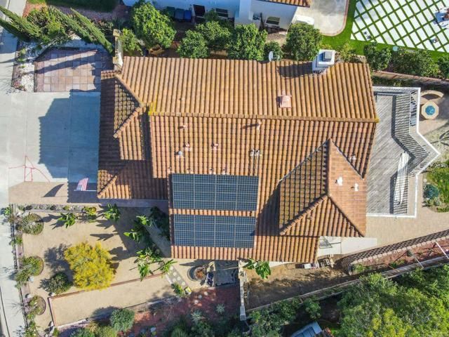 1977 White Birch Drive, Vista, CA 92081