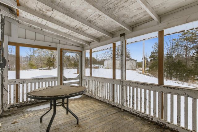 645 Old Fox Road, Irvine, KY 40336