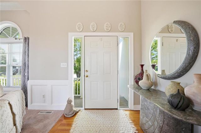 521 SW Graystone Drive, Grain Valley, MO 64029