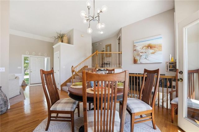 521 SW Graystone Drive, Grain Valley, MO 64029
