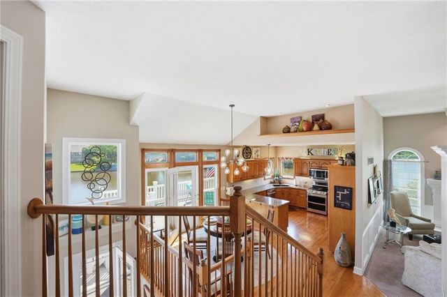 521 SW Graystone Drive, Grain Valley, MO 64029