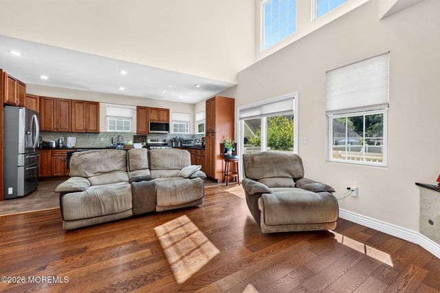 307 Springlawn Avenue, Matawan, NJ 07747