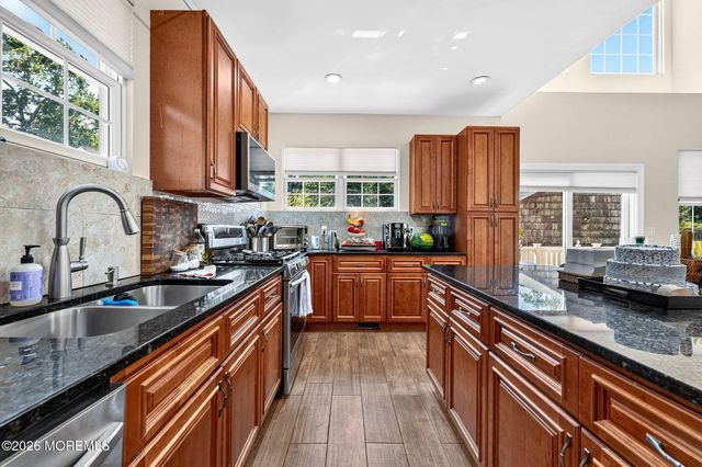 307 Springlawn Avenue, Matawan, NJ 07747