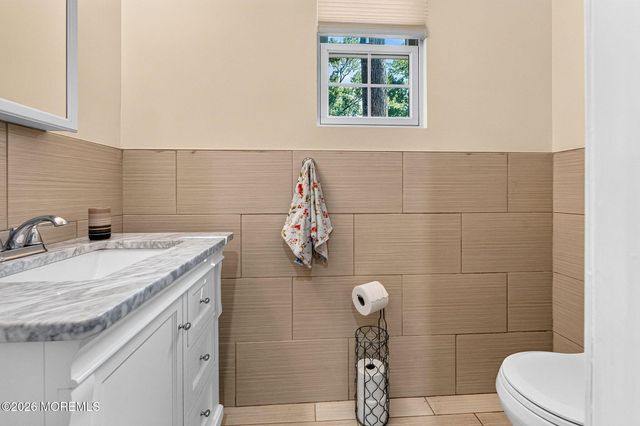 307 Springlawn Avenue, Matawan, NJ 07747