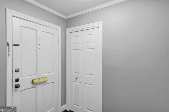 49 La Rue Place NW, Atlanta, GA 30327