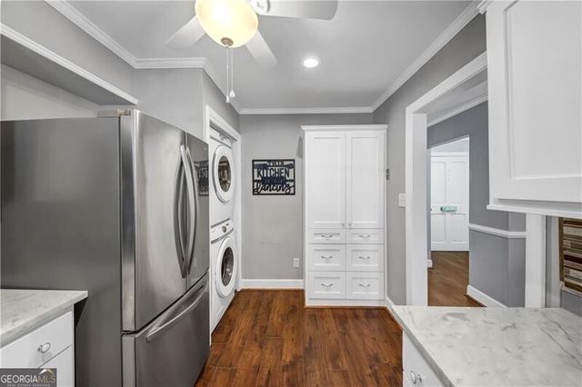 49 La Rue Place NW, Atlanta, GA 30327