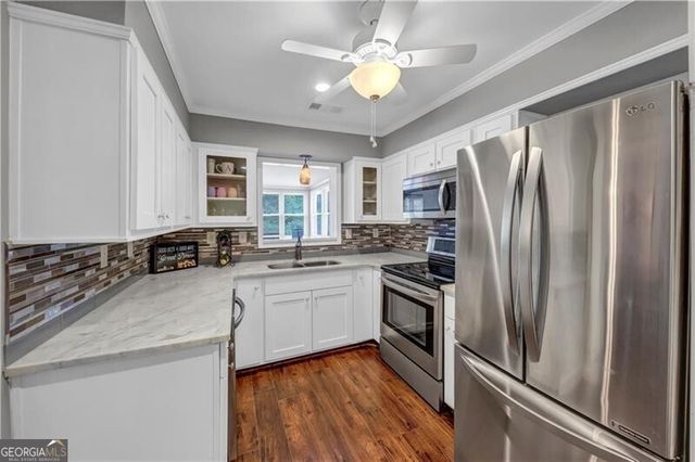 49 La Rue Place NW, Atlanta, GA 30327